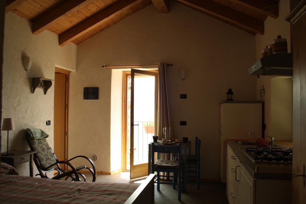 Rifugio Dalco Apartment Сорико Стая снимка